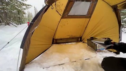 hot tent camping in heavy snowfall#HotTentCamping #HeavySnowfall #WinterCamping
