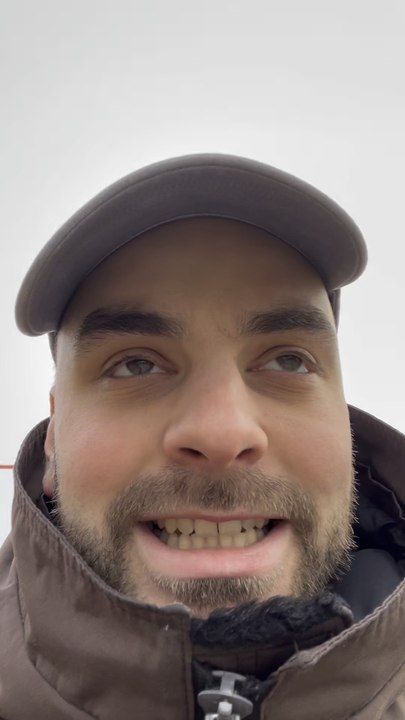 Je découvre mon top artiste Spotify 2024, avec ma grand-mère