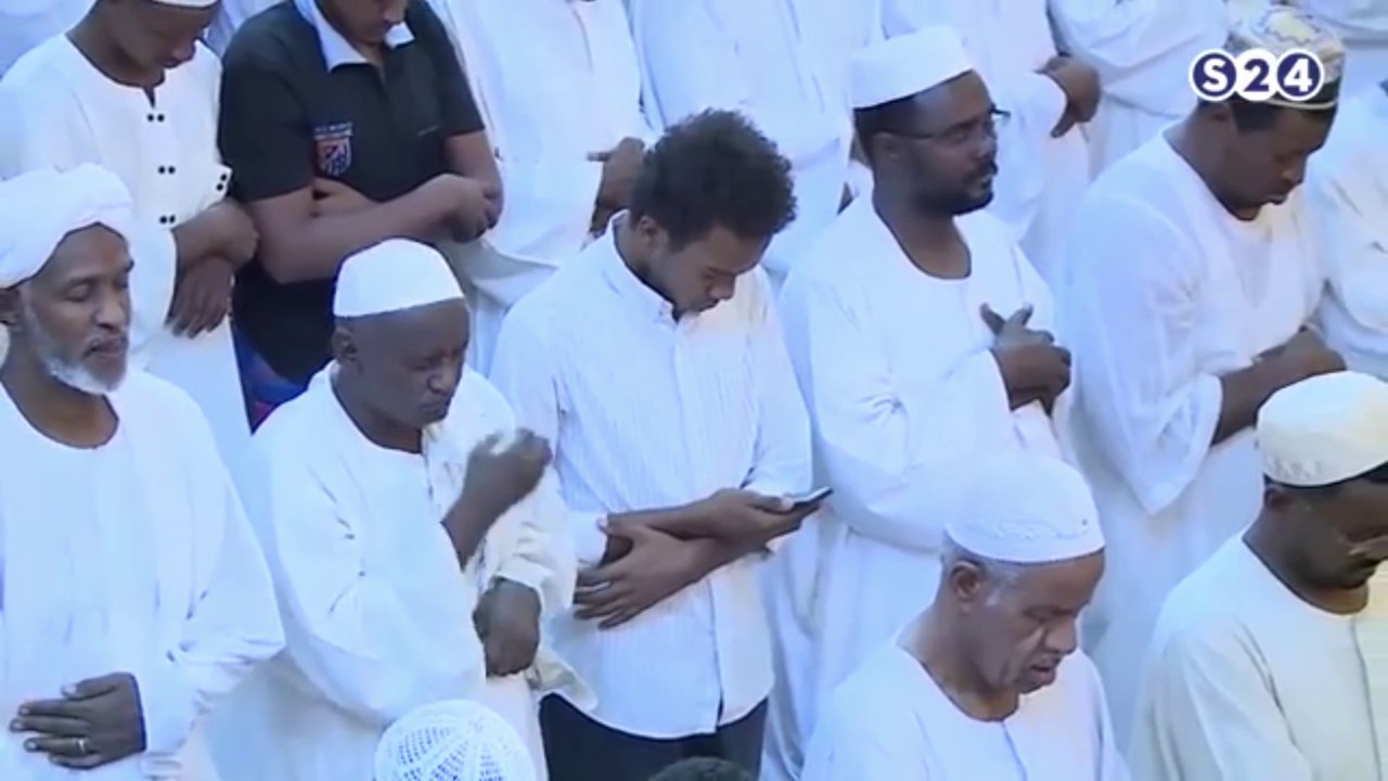 وَإِن كُنَّ أُولَاتِ حَمْلٍ فَأَنفِقُوا عَلَيْهِنَّ حَتَّىٰ يَضَعْنَ حَمْلَهُنَّ