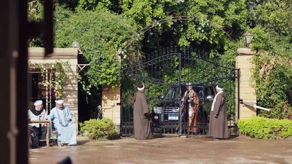 ضرب بنته بالنار عشان شافها واقفة مع واحد غريب 😱😱😱 #أفراح_ابليس