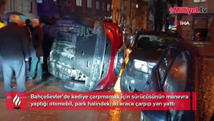 Kediye çarpmamak için manevra yapan otomobil, park halindeki 2 araca çarptı