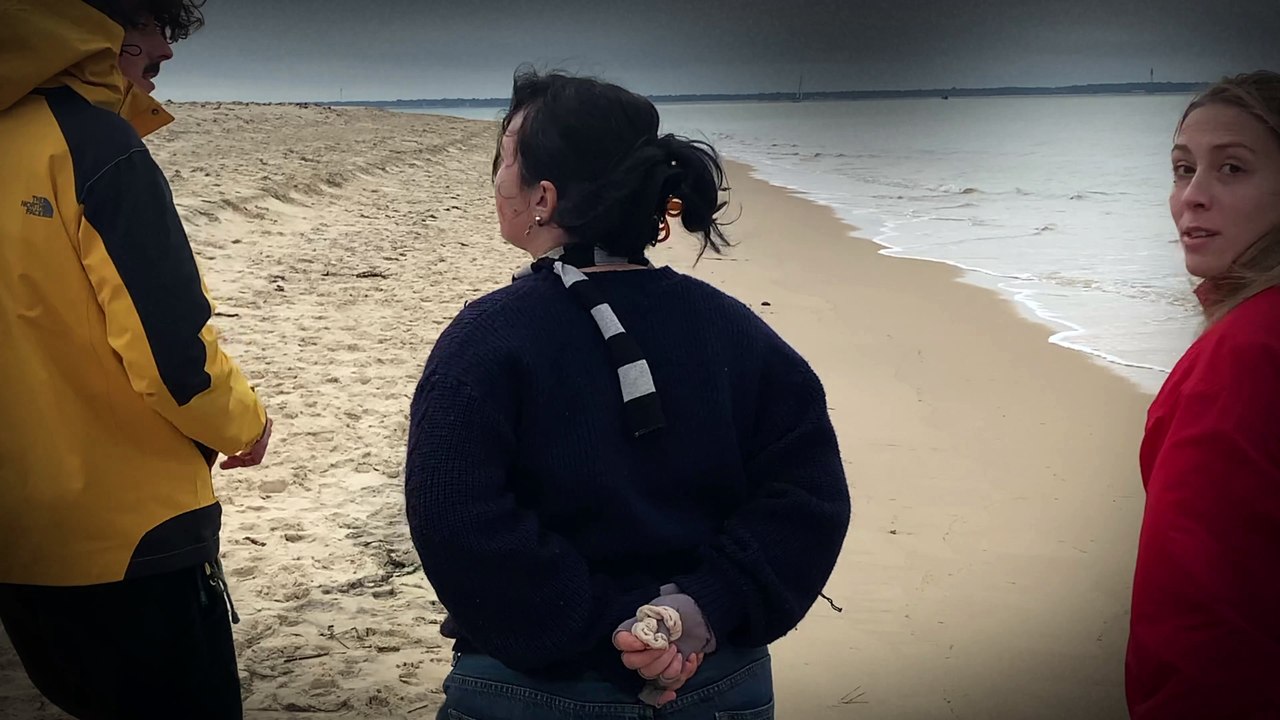 **TRAILER** En**** moi à sec mais attention quand même à ce que tu fais petit arcachonnais