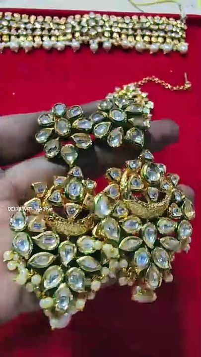 Better Than Meesho😱 #delhiaadya #jewellery #sadarbazaar #shorts #short #trending #shortsfeed #bridal - Exploring Delhi with Aadya😎 (720p, h264)