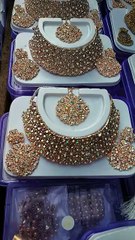 shadi jewellery collection in sadar bazar #simplelivingwithisha #sadarbazar #delhi #shorts - OK Shukla Ji (720p, h264)