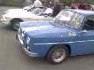 Petit tour sur le parking du point de passage