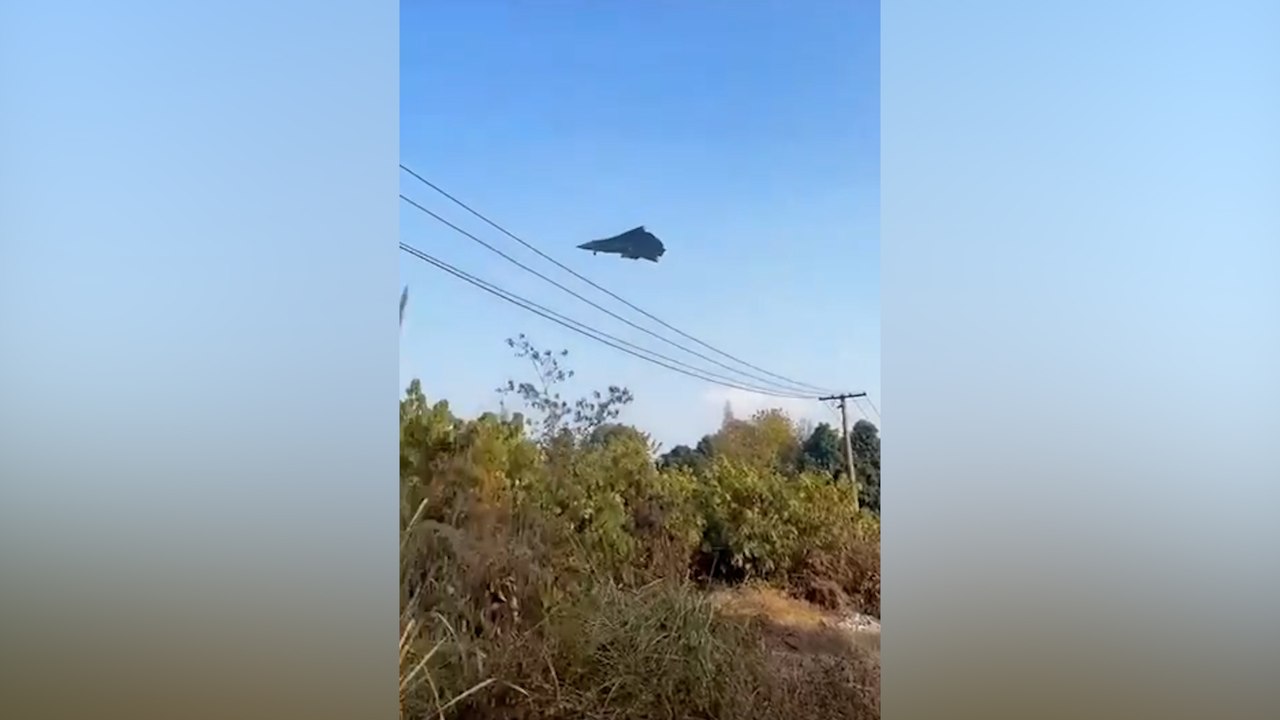 Çin'in 6. nesil savaş uçağı, F-35'i geride bırakabilir