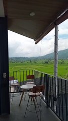 Cafe dengan pemandangan yang indah