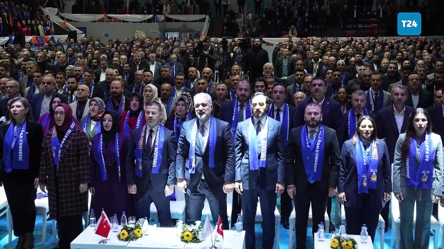 AKP’nin İstanbul’daki kongre maratonu coşkulu başladı