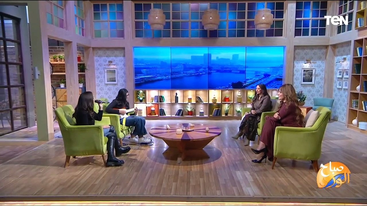 مزيج فني يبهر الجميع بين الفن الشرقي والغربي مع المطربة ميرنا شلبي وعازفة الجيتار نور أحمد