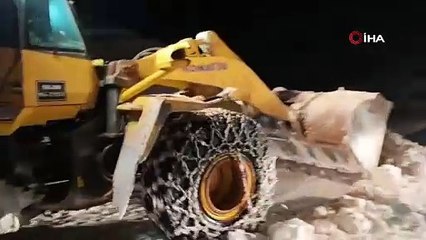 Siirt'te karla mücadele sonuç verdi! 28 köy yolu yeniden ulaşıma açıldı