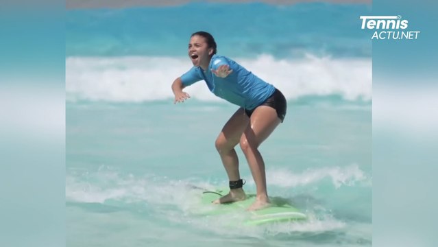 Tennis - Australia Open 2025 - Jasmine Paolini is all smiles on her surfboard before launching her 2025 season!