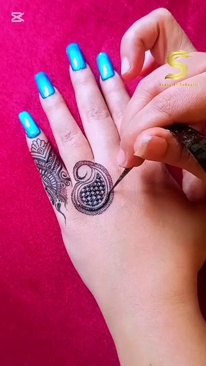 New mehndi design easy and simple