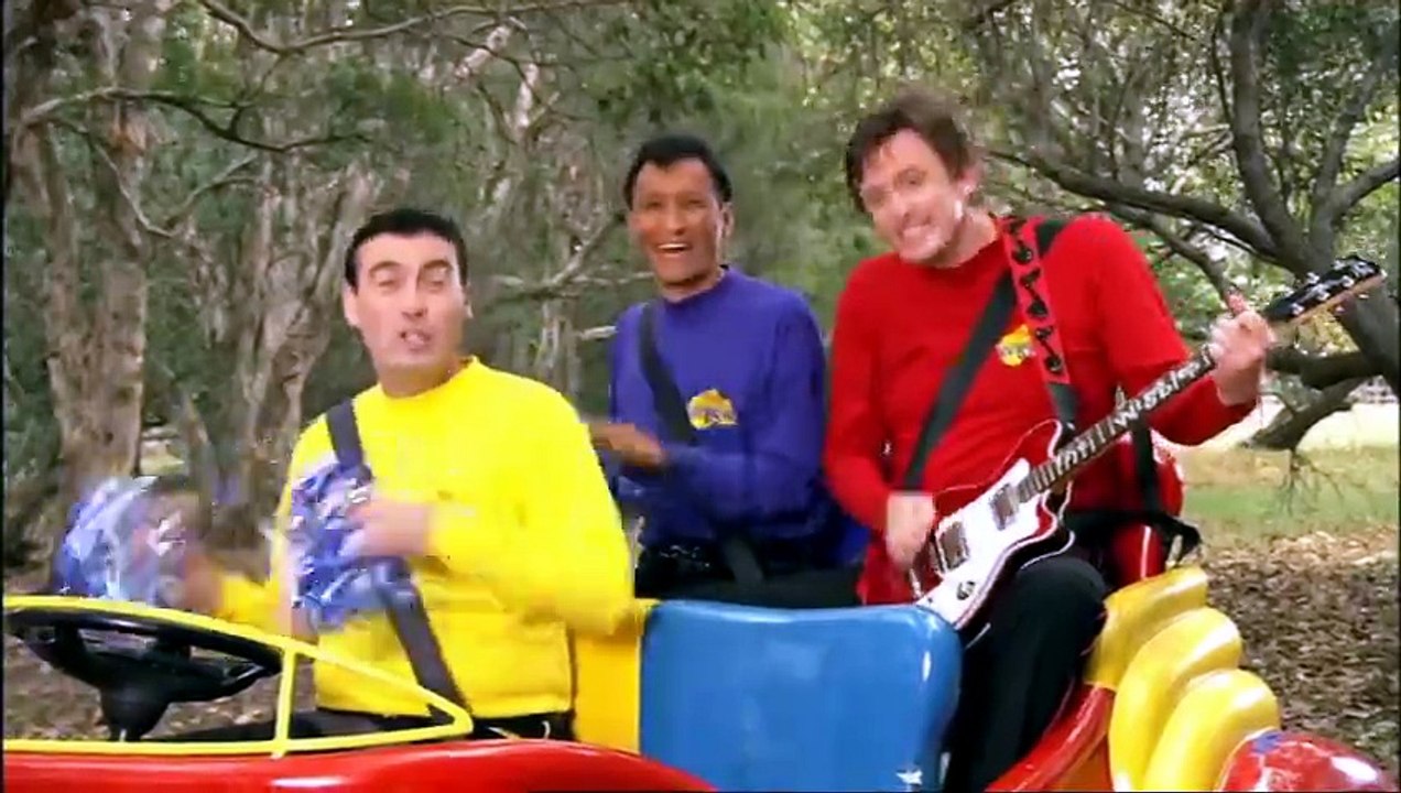 The Wiggles Huddle Huddle Huddle Along The Football Song 2006...mp4