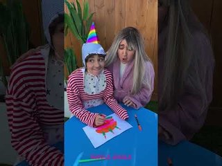 Ils ont mangé mon gâteau d'anniversaire.