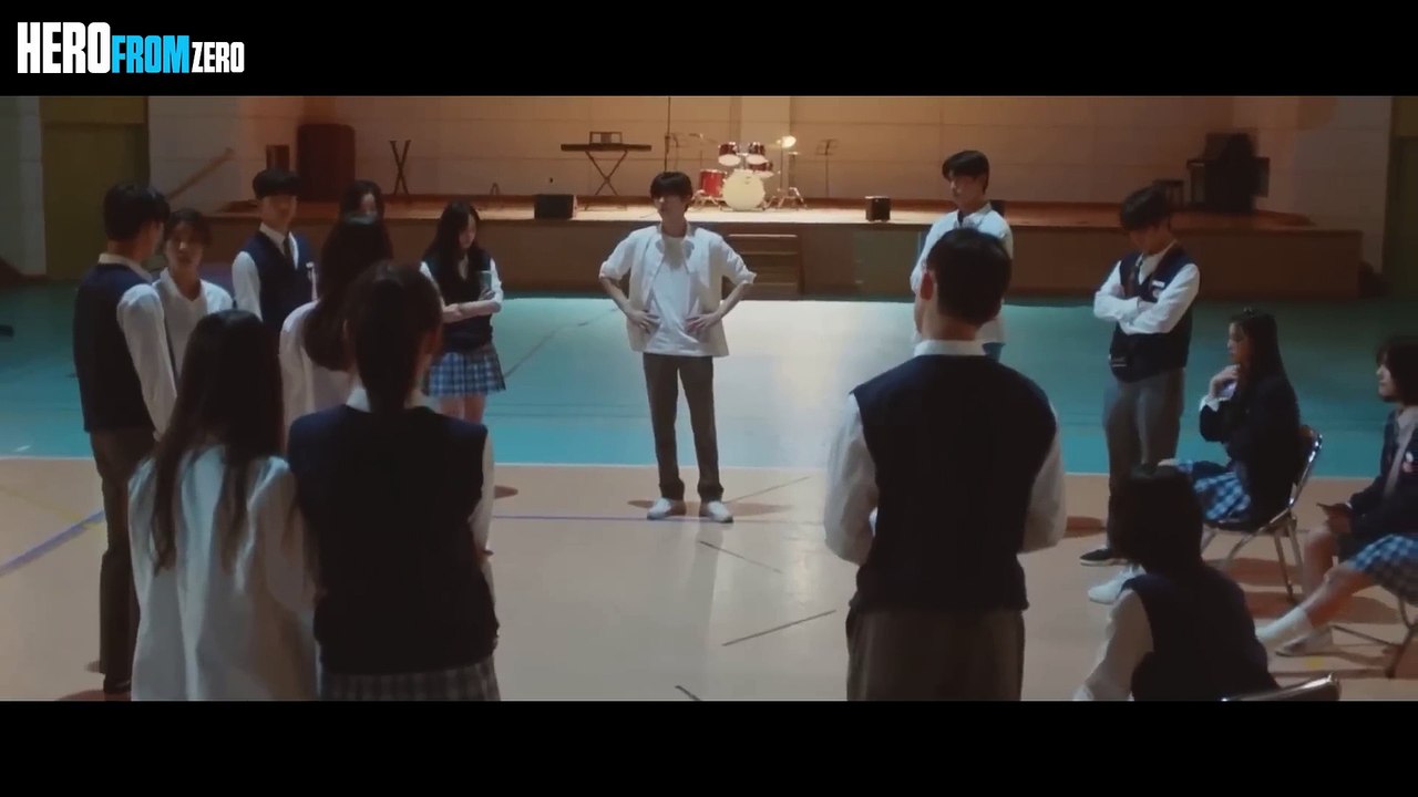 Lớp học 42 học sinh đi Dã Ngoại bị ép tham gia vào 1 trò chơi S̵i̵n̵h̵ ̵T̵ử̵