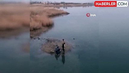 Kızılırmak Nehrine Düşen Kadın Gençler Tarafından Kurtarıldı