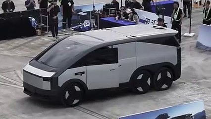Xpeng تكشف عن ميني فان بداخلها طائرة لنقل الركاب
