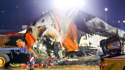 Así fue el fatal choque del avión de Jeju Air en el aeropuerto de Muan, Corea del Sur