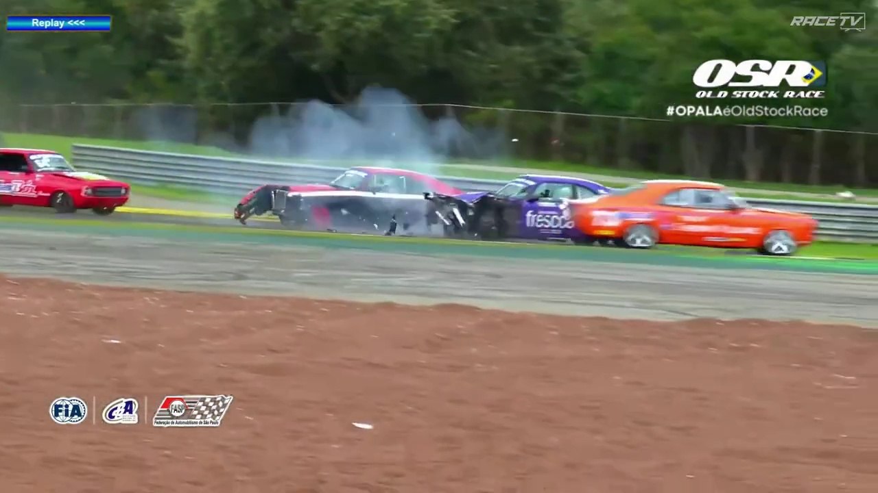 Old Stock Race 2024 Interlagos 6 Race 2 Start Vilhena Zapelini Big Crash