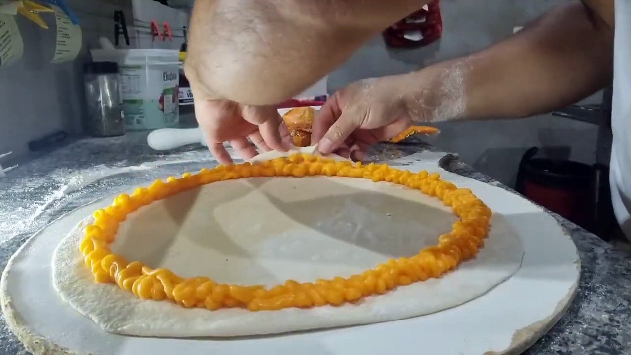 TODAY WE ARE GOING TO MAKE CALABAICON PIZZA HALF BAHIAN