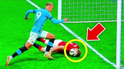 Best Defenders Who Risked Their Lives To Save a Goal.
