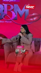 @ainedruce kadang-kadang pening kepala dengan @amirul_hafizz!  Apa agaknya salah Amirul kali ni?