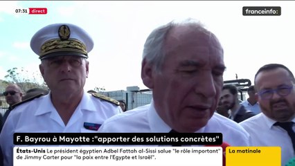 Mayotte: Arrivé dans l'archipel ce matin, le Premier ministre François Bayrou promet des "réponses rapides" et "à long terme" avec un plan nommé "Mayotte debout"