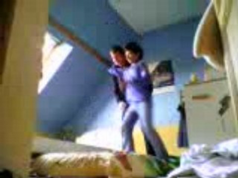 Video-0004