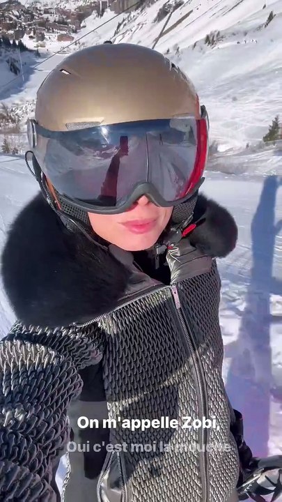 Sylvie Tellier au ski avec sa familles pour les fêtes de fin d'année. Instagram