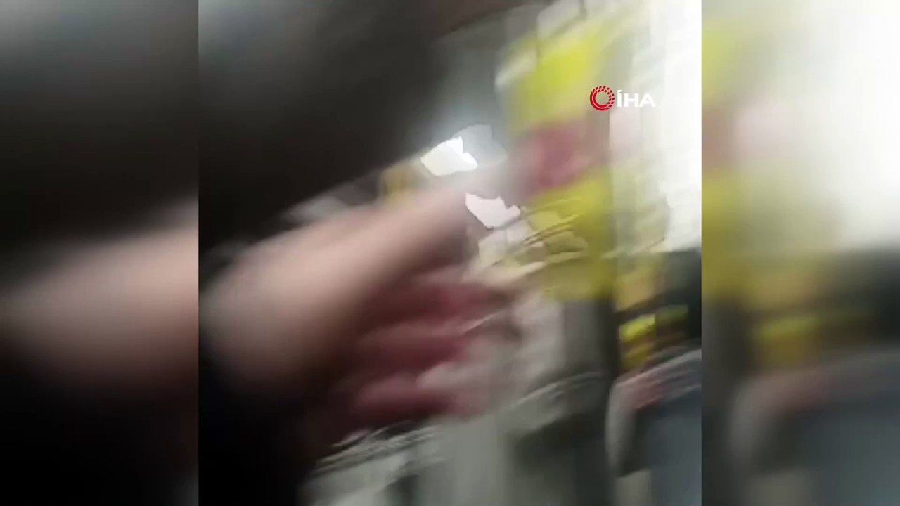 Sultanbeyli'de İETT şoförü ile yolcu arasında ‘durakta durmadın' tartışması