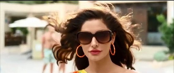 Nargis Fakhri Kisses Emraan Hashmi in Azhar Movie