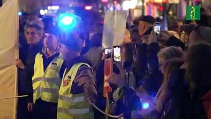 Unas 80,000 personas se manifiestan en Valencia contra la gestión de las inundaciones