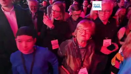 Zoran Milanovic encabeza las elecciones en Croacia pero necesitará ganar en la segunda vuelta