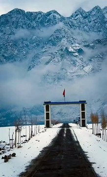 Dreaming in White: Snowy Peaks Await