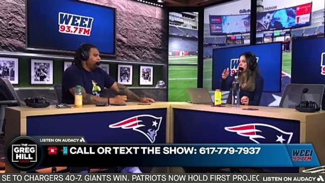 Giants won and now the Pats hold pick #1 (if season ended today). Should they keep the pick or trade it?