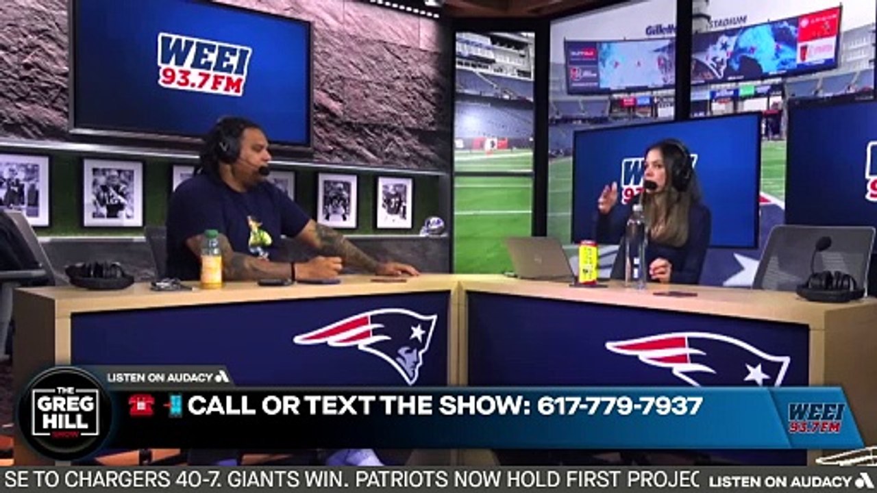 Giants won and now the Pats hold pick #1 (if season ended today). Should they keep the pick or trade it?