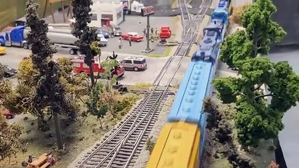 HO Scale Fails and Derailments Part 8!