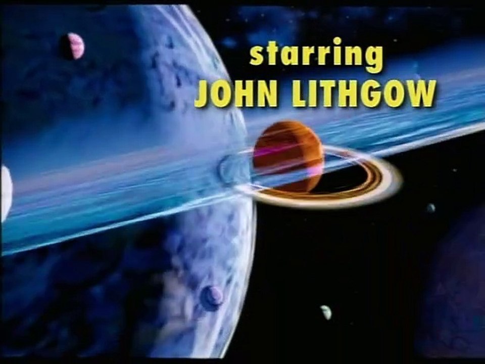 Hinterm Mond gleich links  E02