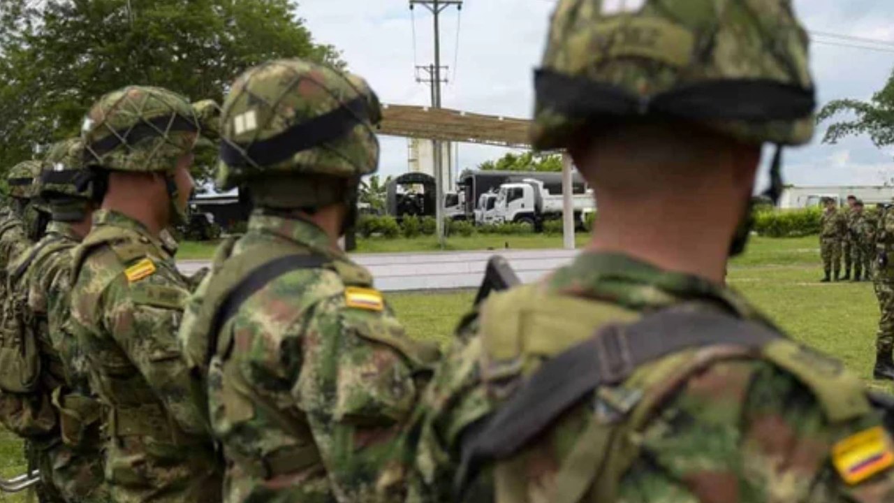 Fuerzas militares incrementaron en un 52% los combates contra grupos armados ilegales en 2024