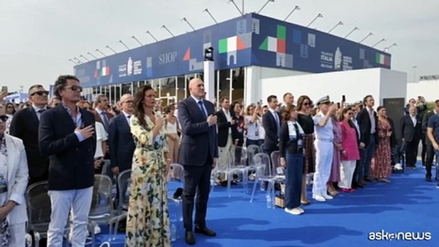 Crosetto con la Amerigo Vespucci ad Abu Dhabi: Legame fra nostri Paesi