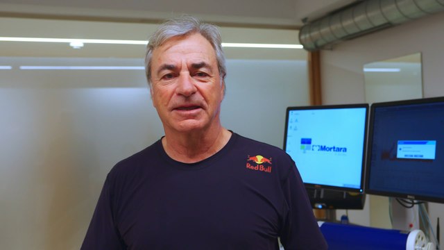 Prueba de esfuerzo de Carlos Sainz previa al Dakar 2025