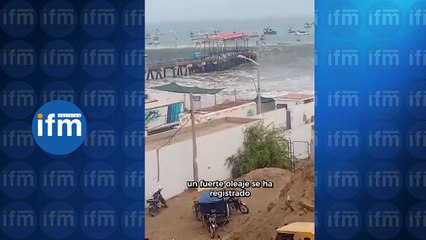 Alerta en el Pacífico por fuerte oleaje