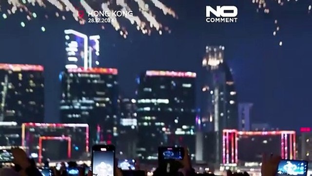 No Comment: Επίδειξη drone στο Χονγκ Κονγκ με θέμα τα αρκουδάκια πάντα