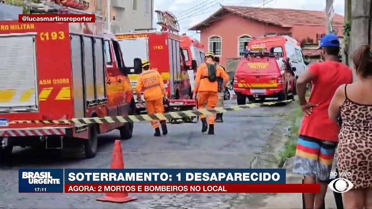 Desabamento de casa deixa mortos em Belo Horizonte (MG)