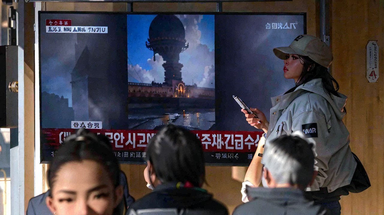 TÉMOIGNAGES. "C'est déchirant" : le choc des Sud-Coréens après la tragédie aérienne de Muan, l'une des plus graves du pays