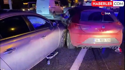 Üsküdar'da Zincirleme Trafik Kazası: 5 Yaralı