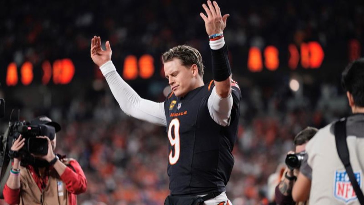 NFL News Update: Playoff Picture Breakdown, Draft Order, & More
