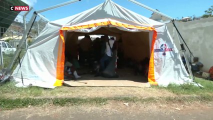 Mayotte : reportage dans un hôpital de campagne