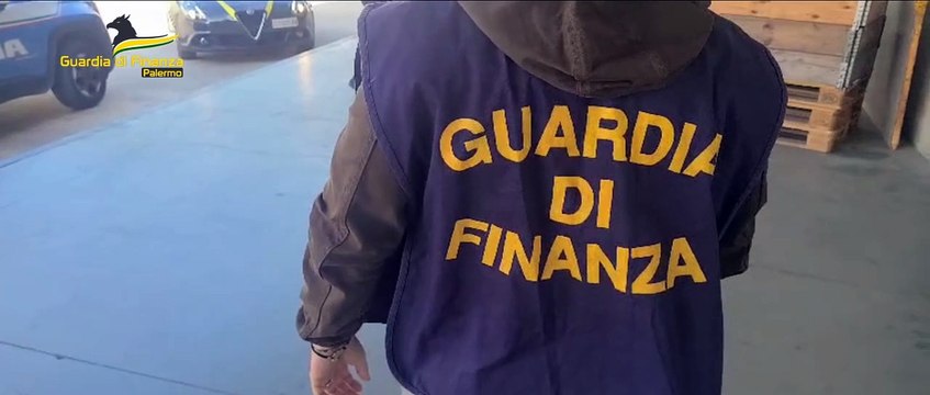 Palermo: sequestrati 18 quintali di fuochi d’artificio, un arresto e 14 denunce