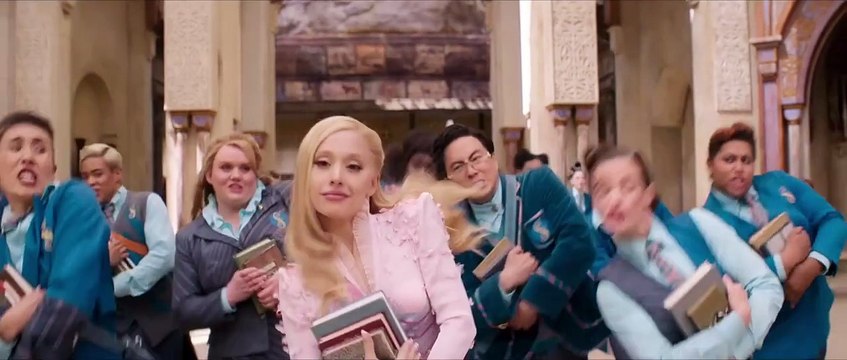 Wicked | Featurette: Cinematographer Alice Brooks